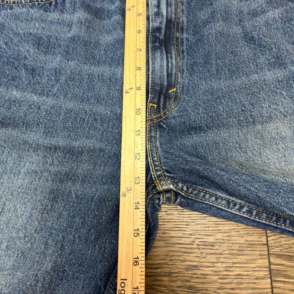 Levis 565 97 Loose Straight Jeans Mens 40x30 Medium Wash Blue A7221-0012 NWT
